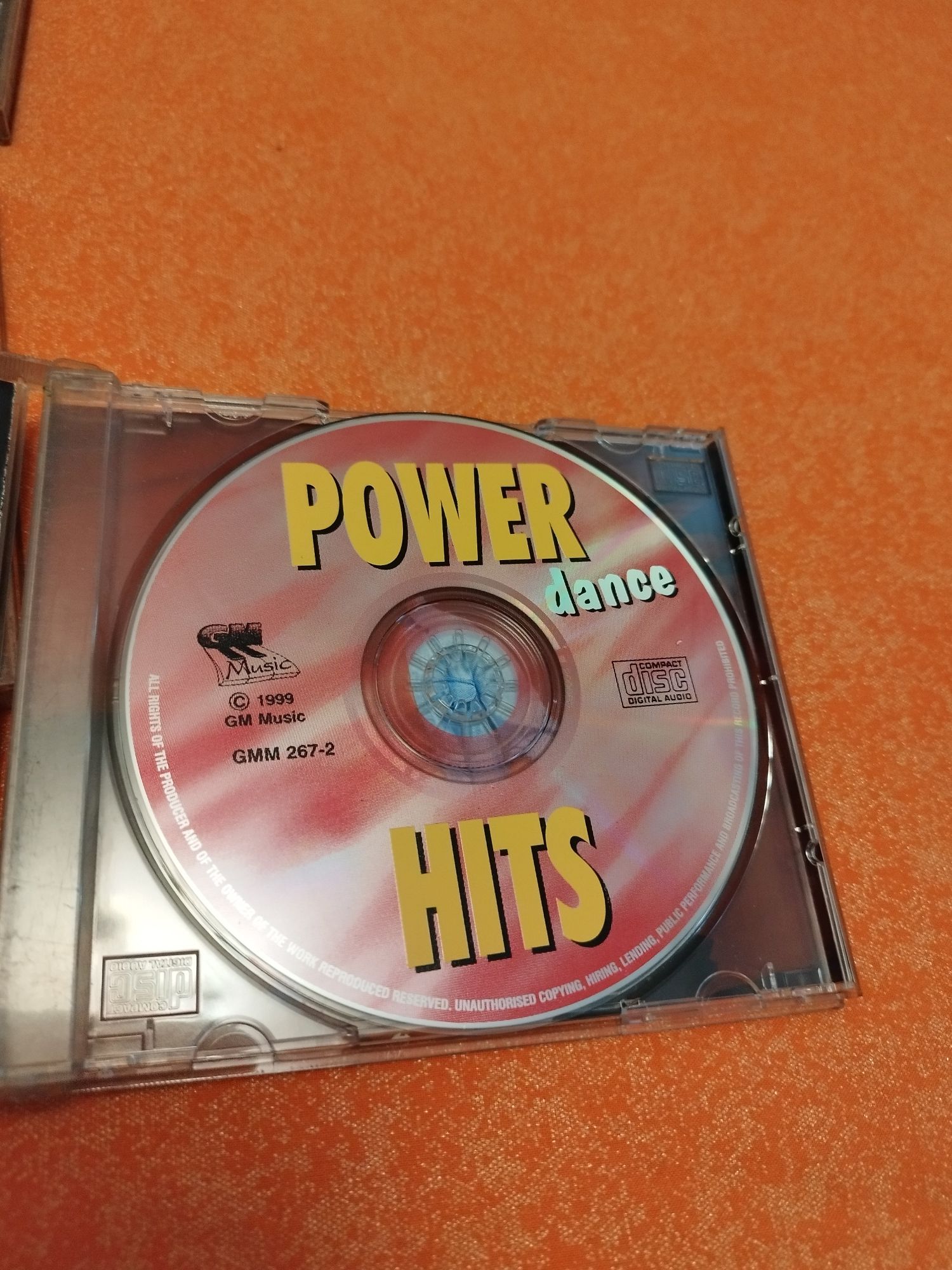 Muzyka na CD lata 90 gangsta rap