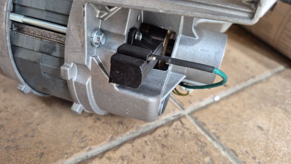 Електромотор до пральної машини Електролюкс