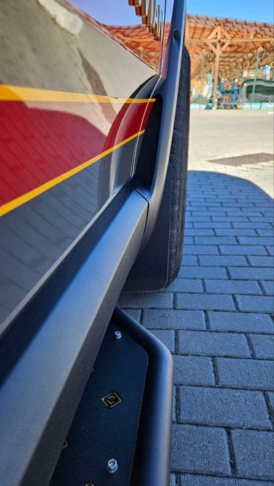 Продам Бризговики до Rivian