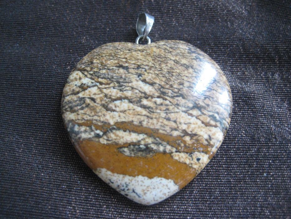 Pendente Coração pedra semipreciosa e prata, NOVO