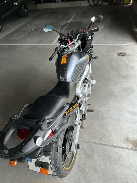 Yamaha FZ6 Fazer 600 2004р