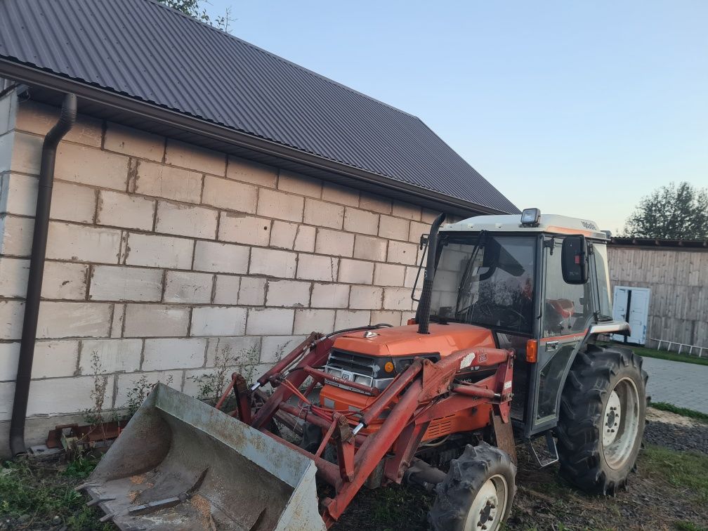 Продам трактор KUBOTA CL40DT