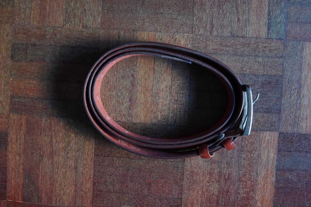 Cinto castanho NUNCA USADO