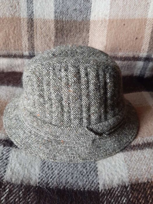 Шапка мужская твидовая