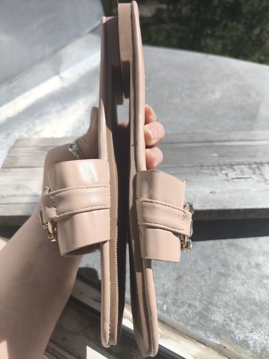 М'які зручні легкі шльопанці тапочки зі стразами 40 розмір