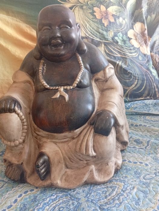 Peça de loiça de buda