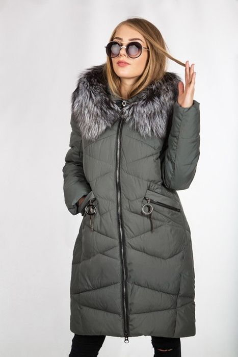 Пуховик жіночий з міхом