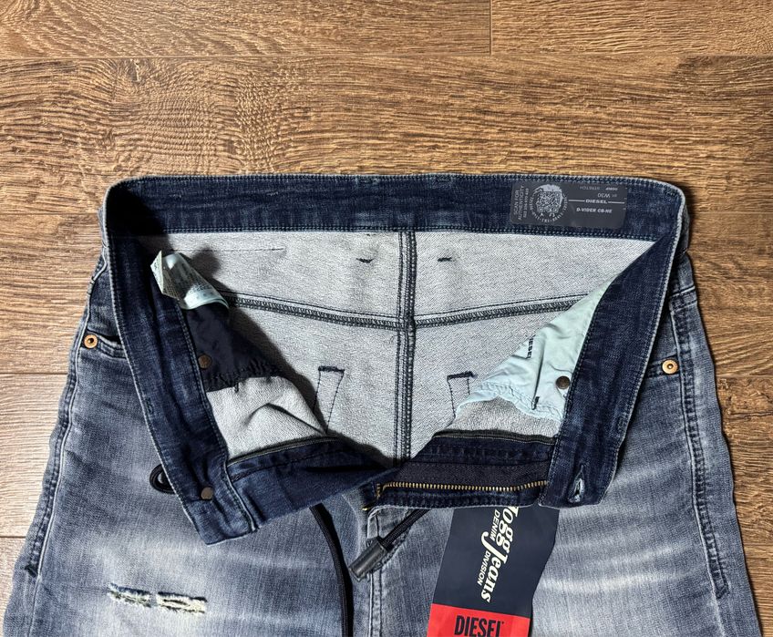 Джинсы джогеры Diesel ( Италия) .