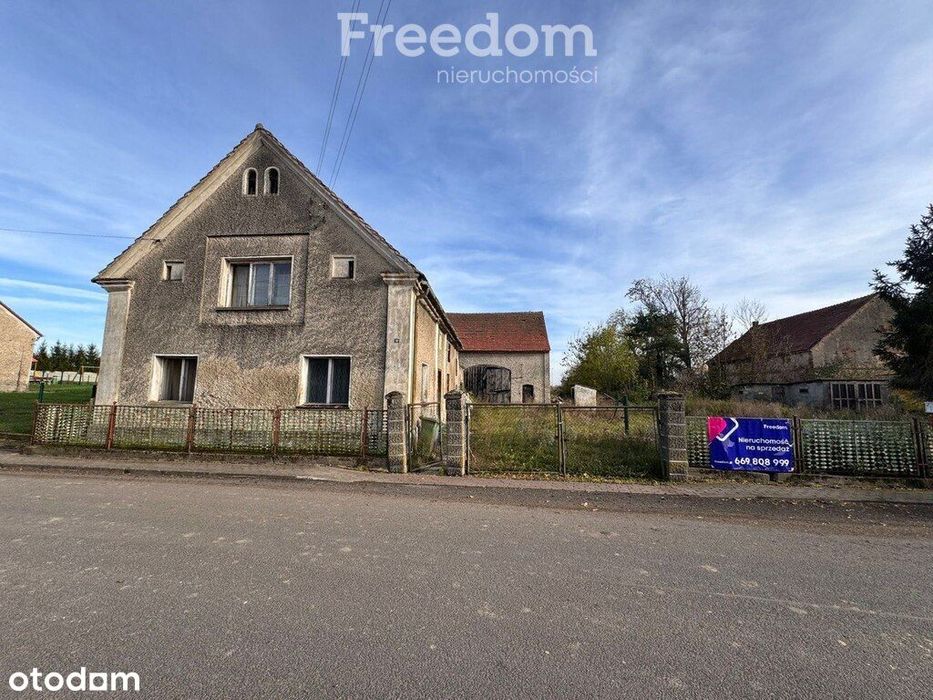 18 arów z zabudowaniami i mediami