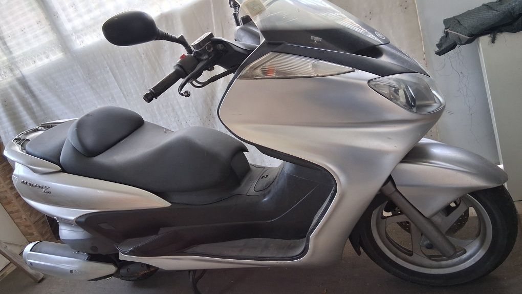 Yamaha Majesty 400