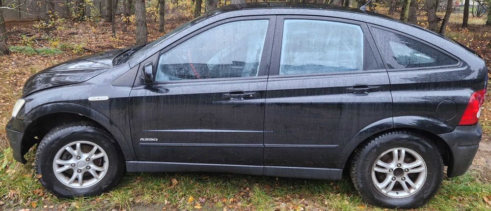 Sprzedam SsangYong Action 2,3 benz+ gaz
