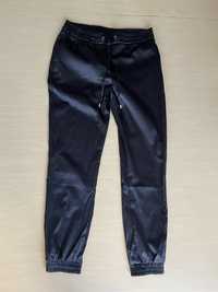 Spodnie czarne Mohito 38