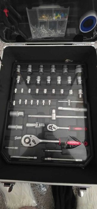 XXL Zestaw Narzędzi 1000 Elementów Majsterkowanie Walizka Narzędziowa