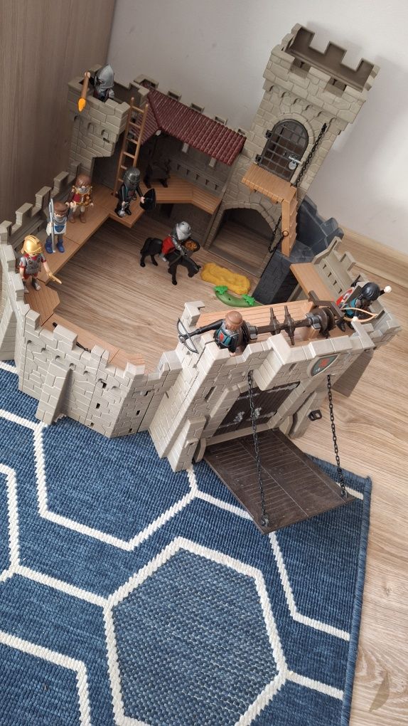 Playmobil Rycerze. Zamek Zbójców. Twierdza. Forteca