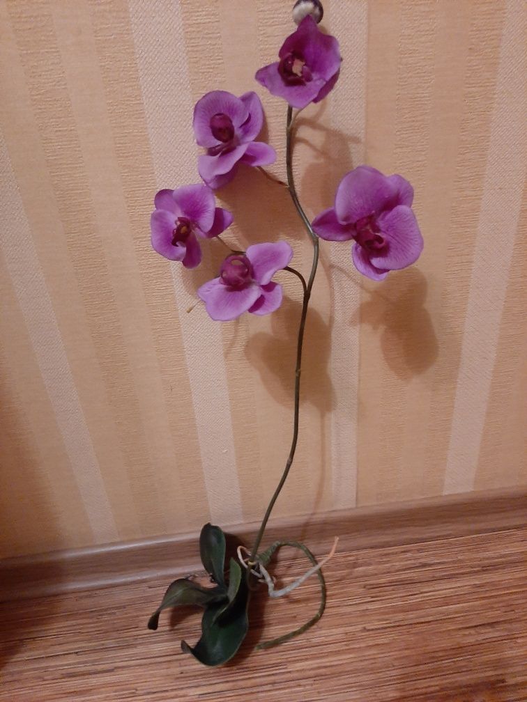 Искуственный цветок орхидеи