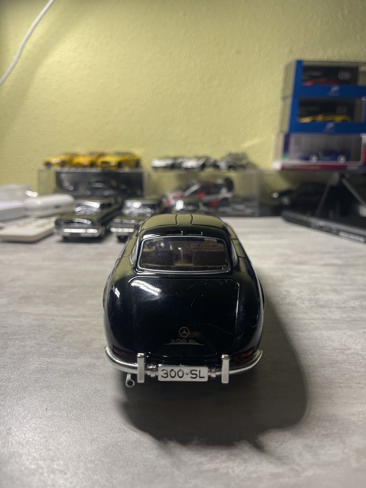 Продам модель Mersedes-Benz 300sl у масштабі 1/24