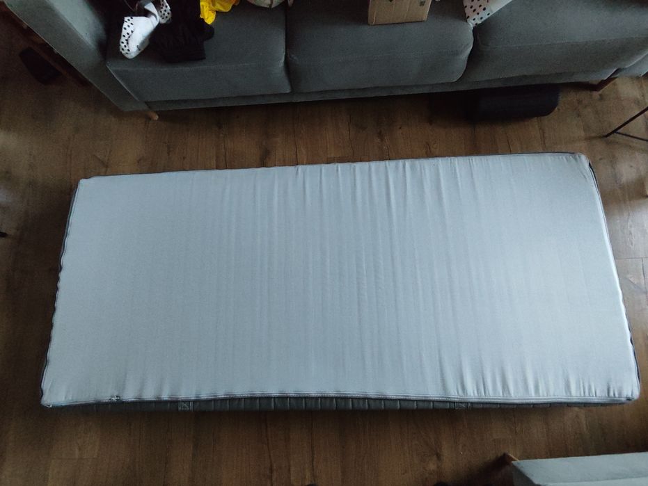 Materac piankowy 200/90