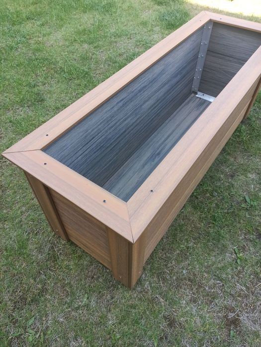 Donica ogrodowa / tarasowa z deski kompozytowej duża