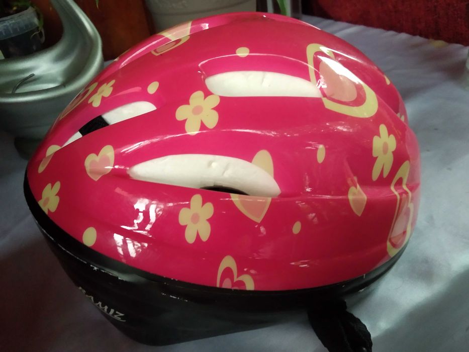 Детские шлемы защитные,, велошлем детский  розовый и красный