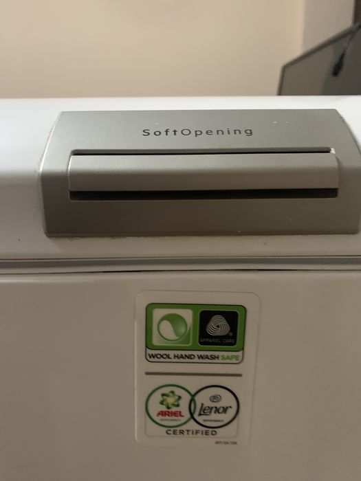 Продам пральну машину пратку  стіралкуAEG