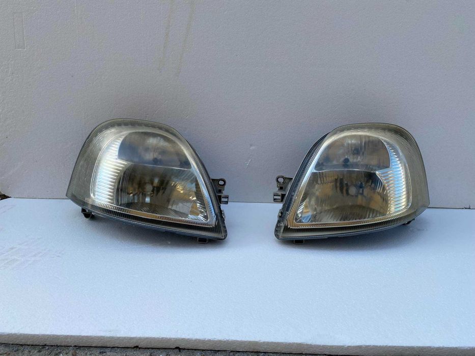 Faróis Opel Movano A Van 2.5 CDTI