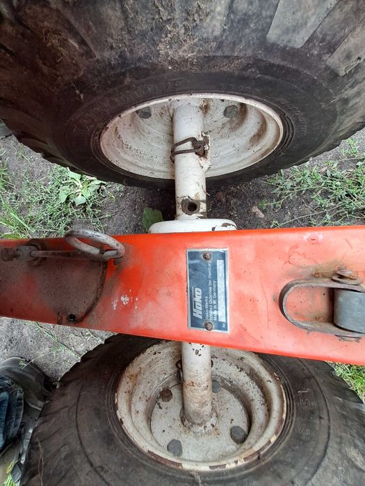 Dzik/ HAKO Traktorek jednosiowy kosiarka listwowa   Variette