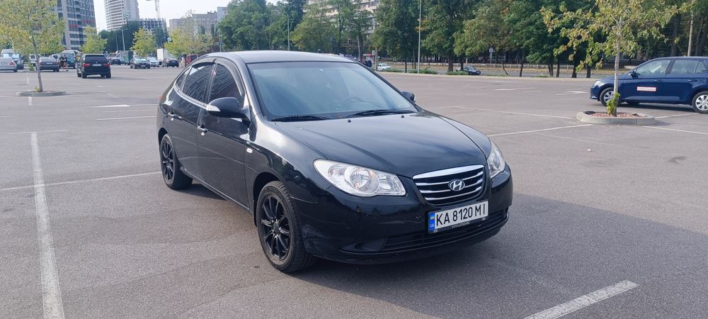 hyundai elantra 2011