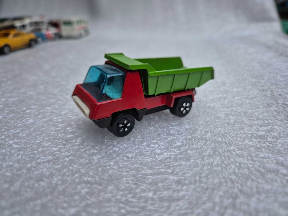 Model Playart Hong Kong - wywrotka ! ! !
