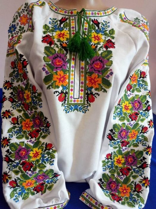 Вишиванка жіноча