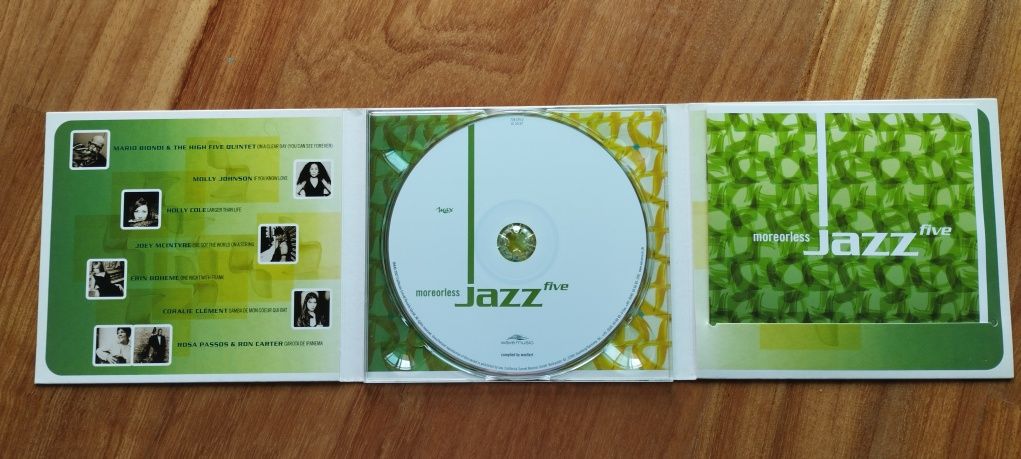 CD Álbum original - More or Less Jazz