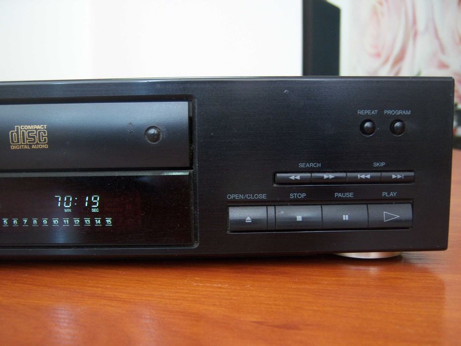Cd-проигрыватель Technics SL-PJ28A (Made in Germany)