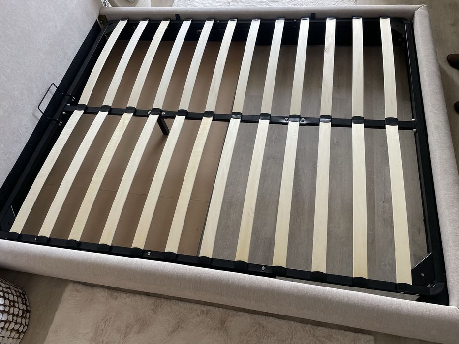 Estrado 160x200cm novo