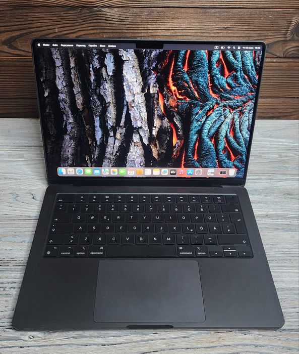 Macbook Pro 14 2024 M4 PRO 16 cores 24/512gb space black MX2H3 1.650$