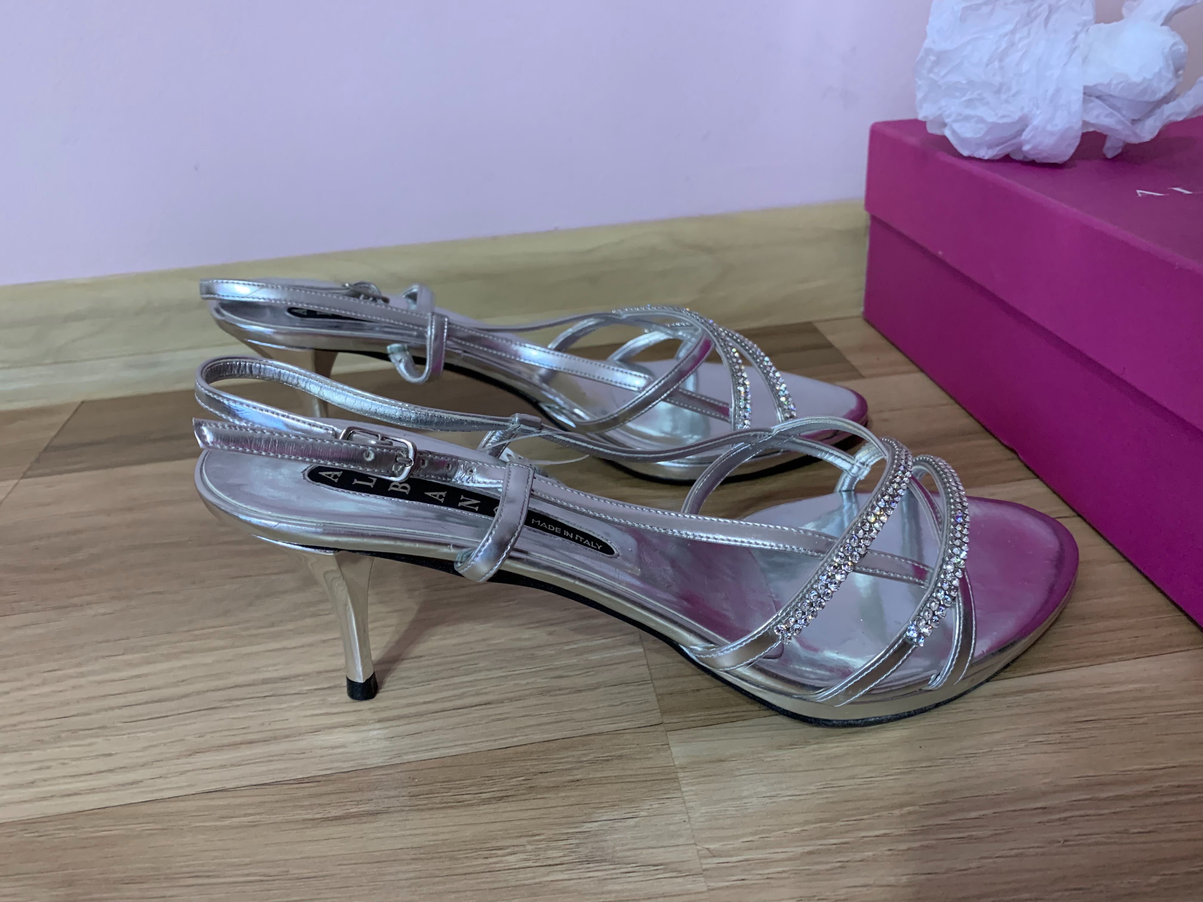 Новые It, Albano/Guess,р.39,стелька 25,5см, 100%кожа,босоножки/сумка