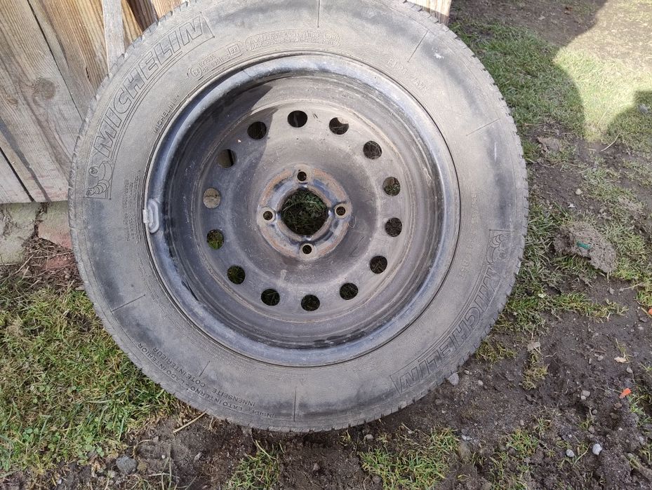 Felgi komplet 4 szt rozmiar 14 +opony Citroen Xsara break