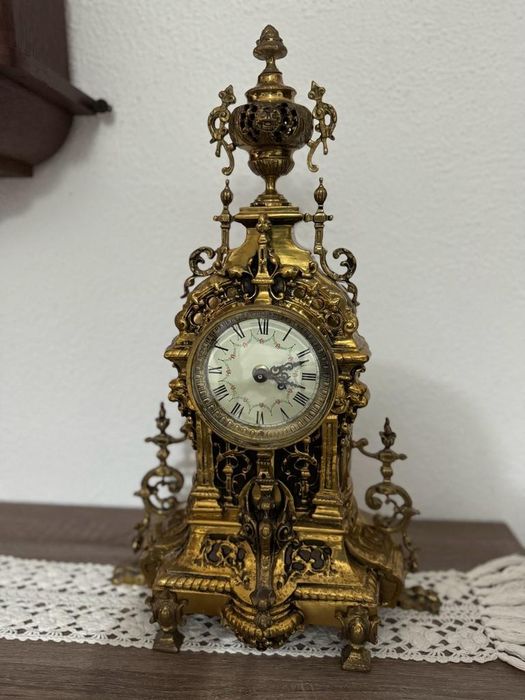 Relogio antigo em otimo estado