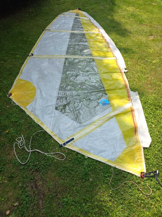 Żagiel windsurfingowy