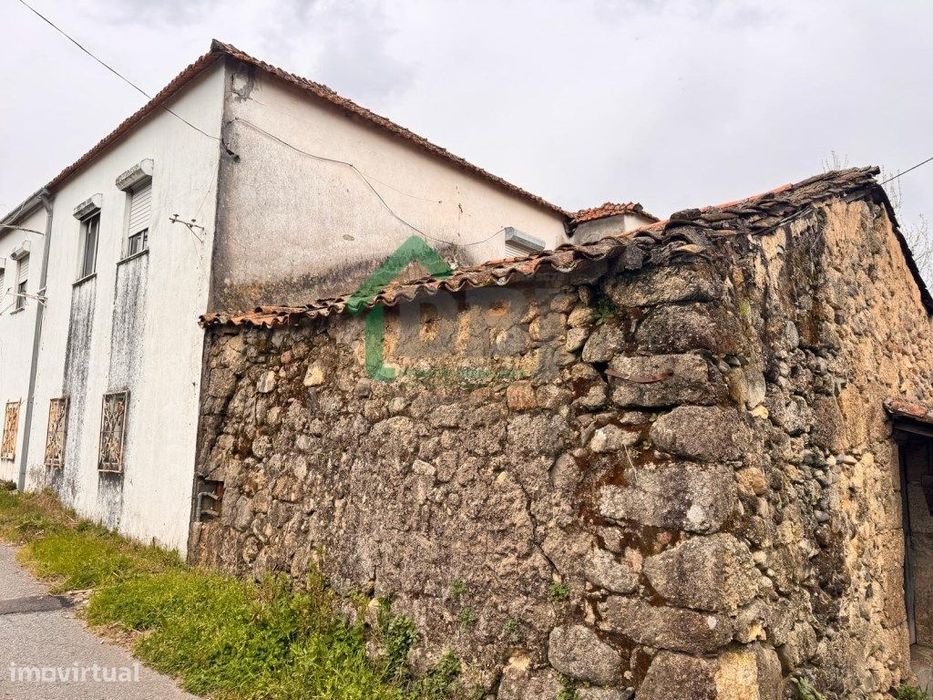 Quintinha com terreno na Covilhã — Covilhã E Canhoso, Castelo Branco