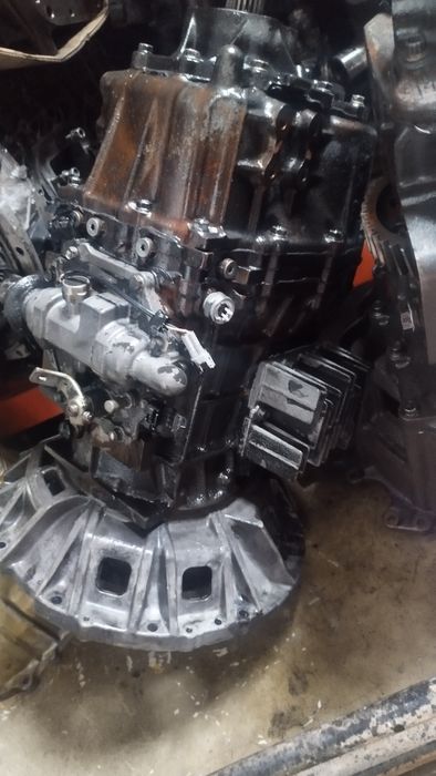 Caixa velocidades Toyota Dyna l