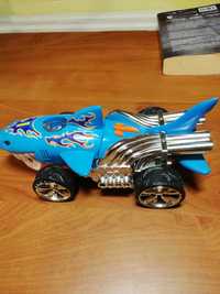 Hot Wheels, Rekin Mondo L&S Monster Action Try-Me, pojazd