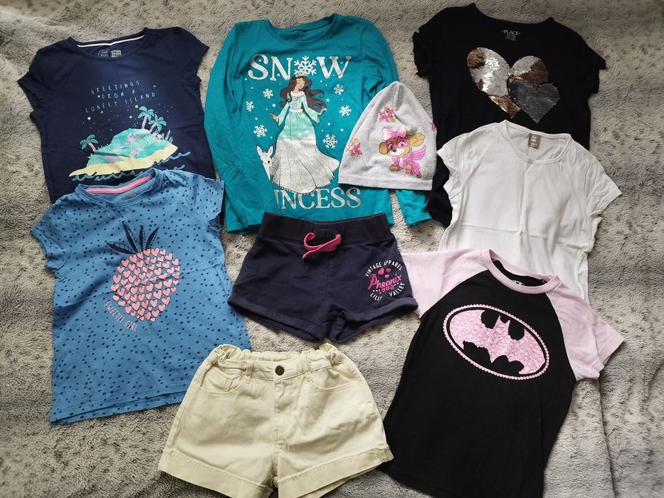 Zestaw ubrań 122/128/134 cm.