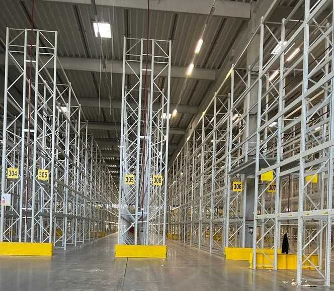 Regały paletowe "Schäfer" wys. 4,3m/ dł. 3,7m/ 4 tony-poziom/ regał