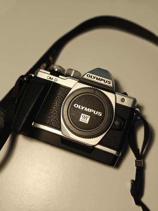 Aparat Olympus OM-D E-M10 Mark II