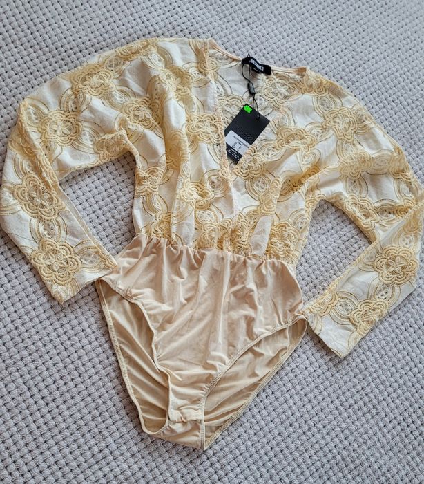 Nowe kobiece koronkowe body damskie z długimi rękawami rozm. 38