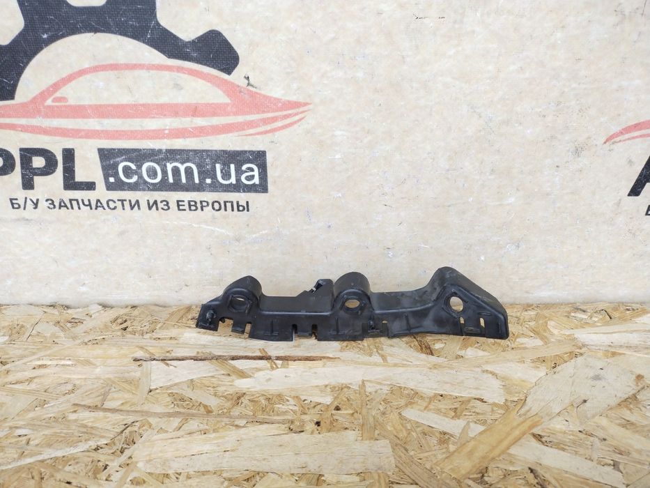 Ford Transit Connect II Mk2 12-18 Кронштейн бампера переднего правый