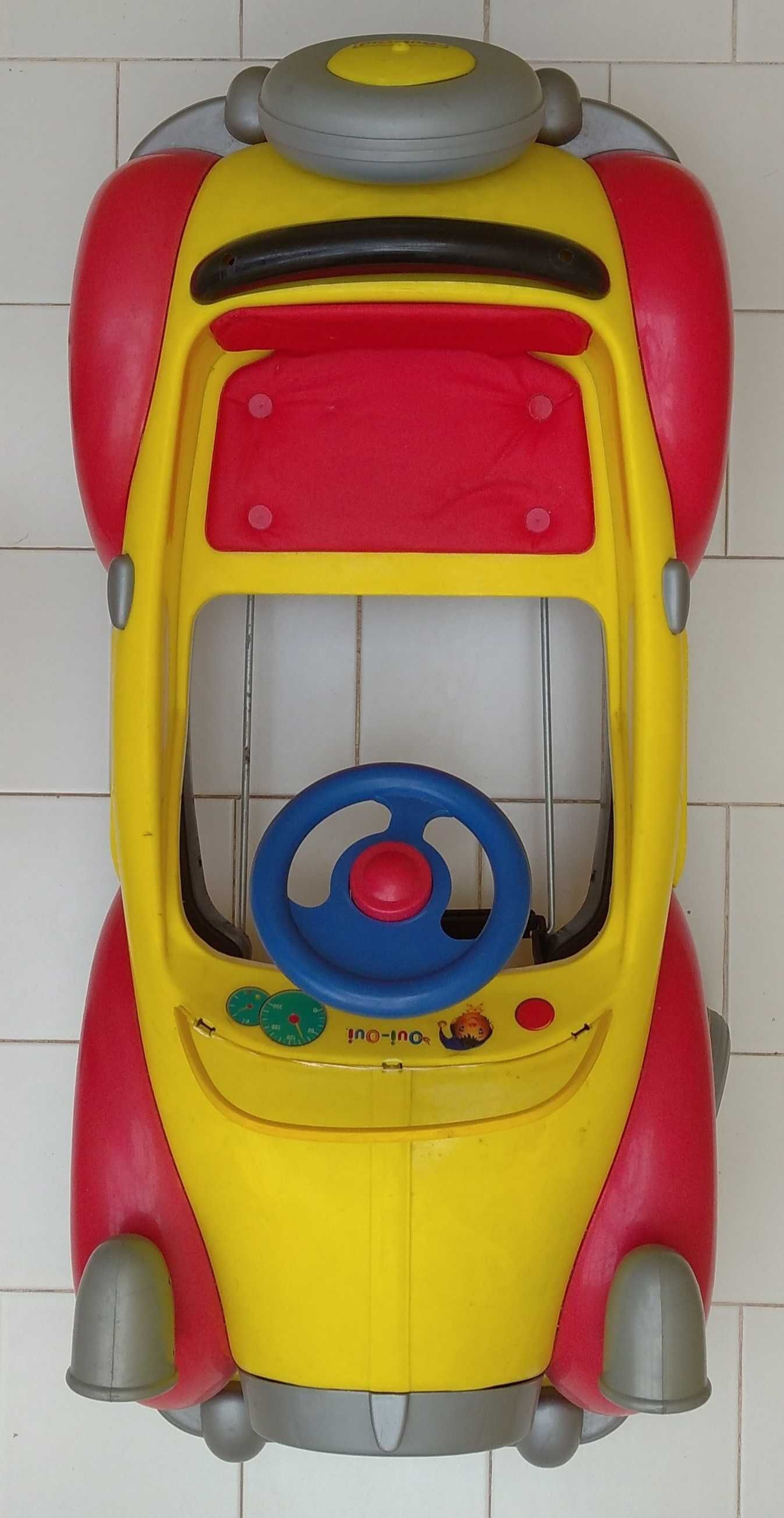 Carro a pedais do Noddy