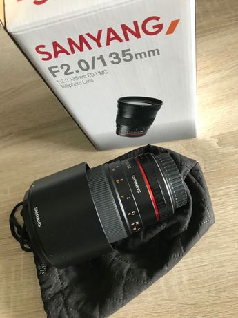 Samyang 135mm f2.0 Canon