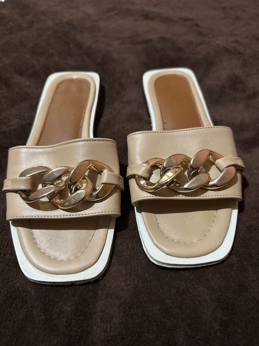 Босоніжки 38р