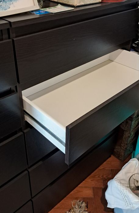 Cómoda ikea 5 gavetas preto acastanhado