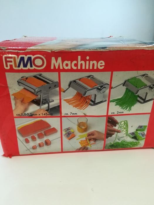 Máquina para modelar massa fimo